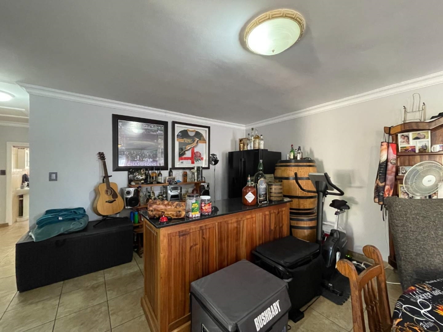 3 Bedroom Property for Sale in Seemeeu Park Western Cape